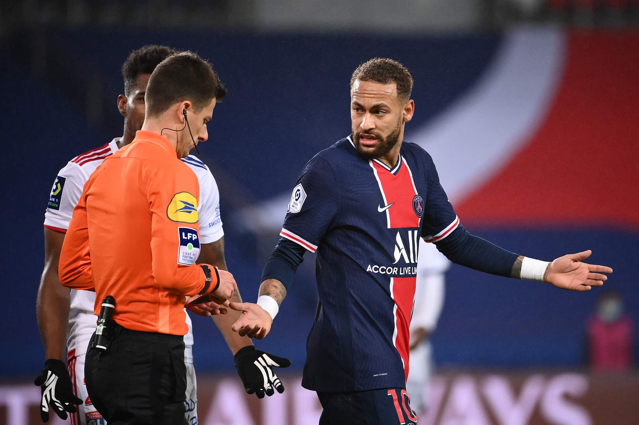 2023年迎接新生 共创未来